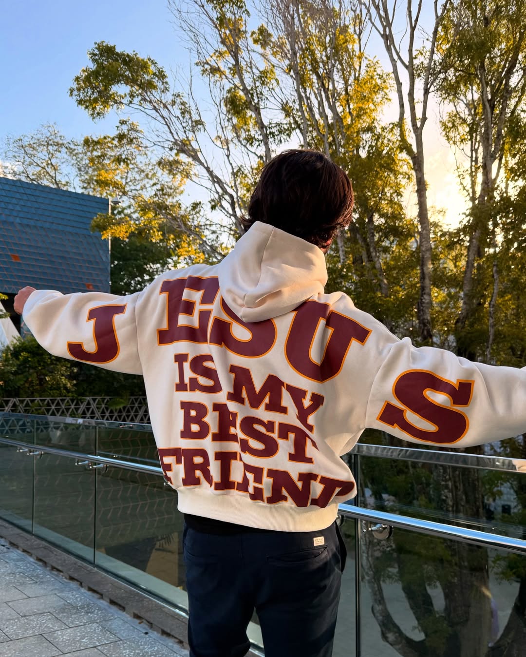Jesús Friend